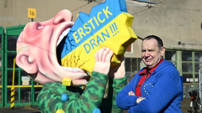 У Дюссельдорфі продають «Ненаситного Путіна», щоб зібрати гроші для українців