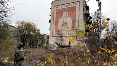 Військовослужбовець бригади «Рубіж» у місті Білозерське