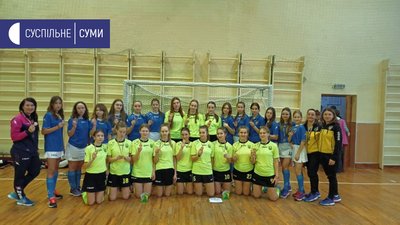 Сумчани повернулися з медалями з чемпіонату з індорхокею серед дівчат