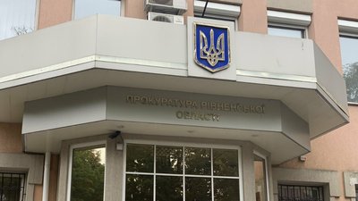 Чи били рівненські поліцейські чоловіка – з'ясовують ДБР і прокуратура
