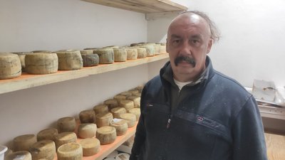 Фермер із Донеччини евакуював на Волинь 150 кіз. Як облаштував господарство Фермер із Донеччини евакуював на Волинь 150 кіз. Як облаштував господарство