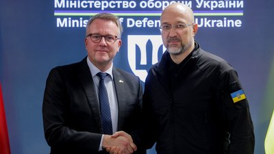 Денис Шмигаль, міністр промисловості, бізнесу та фінансових справ Данії Мортен Бьодсков