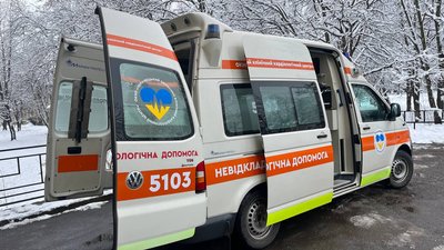 Допомагають при болях в серці та інфарктах: як працює інфарктна бригада у Чернівцях Допомагають при болях в серці та інфарктах: як працює інфарктна бригада у Чернівцях