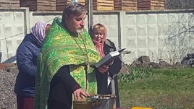У селі на Черкащині громада вирішила перейти до ПЦУ і планує відновити храм, який згорів у 2015 році У селі на Черкащині громада вирішила перейти до ПЦУ і планує відновити храм, який згорів у 2015 році