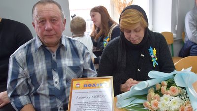 Тато загиблого на війні буковинця облаштував комп'ютерний клас у школі в пам‘ять про сина Тато загиблого на війні буковинця облаштував комп'ютерний клас у школі в пам‘ять про сина