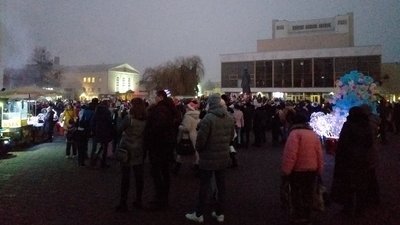 У Луцьку засвітили головне ялинкове тріо У Луцьку засвітили головне ялинкове тріо