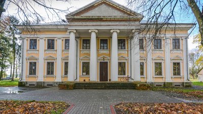 Рейтинг Суспільного: 10 архітектурних пам'яток Рівненщини, які варто відвідати Рейтинг Суспільного: 10 архітектурних пам'яток Рівненщини, які варто відвідати