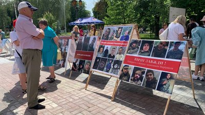 У Вінниці відбулась фотовиставка на підтримку Героїв Маріуполя