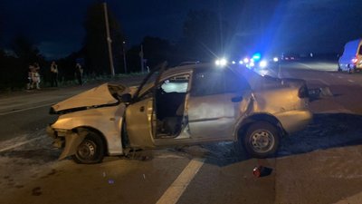 Автомобіль "Daewoo Lanos", пошкоджений внаслідок ДТП на Львівщині, 11 липня 2024