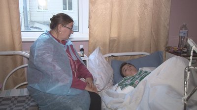 У Дніпрі поліція розшукує водія, який збив підлітка на пішохідному переході і втік з місця ДТП