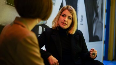 Вистава, яка буває раз на рік. Подія-реквієм про Голодомор від театру "Золоті ворота" Вистава, яка буває раз на рік. Подія-реквієм про Голодомор від театру "Золоті ворота"