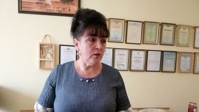 Вчителька з Маріуполя волонтерить у Тернополі та шукає роботу за фахом