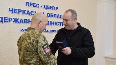 Захисники отримали нагороди від Головнокомандувача ЗСУ та дрон від черкащан