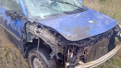 FPV-дрон атакував цивільну автівку у Слатиному