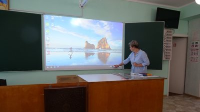 У Житомирі вчителі вакцинуються і чекають на очне навчання школярів
