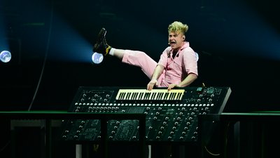Look Mum No Computer представляє Велику Британію 