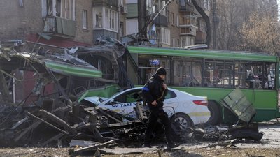 Обстріл на Рівненщині та в Києві, гуманітарна ситуація в Маріуполі. Війна. Головне за 14 березня