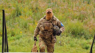"Снайпер — це не тільки стріляти". Історія нацгвардійця з Вінниччини