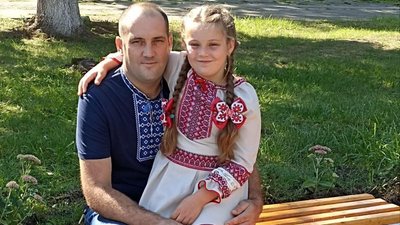 Тетяна Приходько з Глухівщини чотири місяці шукала останки загиблого на війні чоловіка Тетяна Приходько з Глухівщини чотири місяці шукала останки загиблого на війні чоловіка