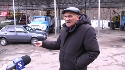 Як запалюють ліхтарі у Житомирі та чому деякі провулки міста неосвітлені Як запалюють ліхтарі у Житомирі та чому деякі провулки міста неосвітлені