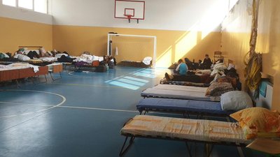 49 ліжок для вимушених переселенців встановили у Солотвинському ліцеї на Закарпатті