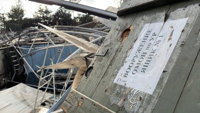 Росіяни облаштували офіцерський штаб у приватному будинку селища Малі Проходи на Харківщині Росіяни облаштували офіцерський штаб у приватному будинку селища Малі Проходи на Харківщині