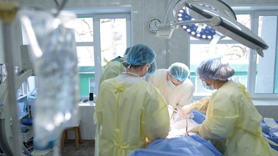 У Черкасах лікарі отримали нове медобладнання