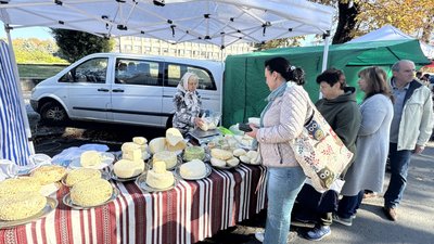 Ярмарок «Дари осені» проводять в Ужгороді