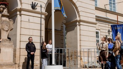 Церемонія винесення прапорів військових формувань і Сил Оборони у Львові, 27 квітня 2024