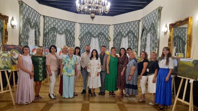 На Тернопільщині в замку відкрили виставку "Мистецтво в часи війни" На Тернопільщині в замку відкрили виставку "Мистецтво в часи війни"