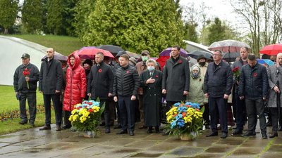 День пам'яті та примирення: як це було у Рівному