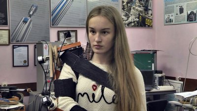 Школярка з Луцька розробляє робота-аватара для розміновування територій Школярка з Луцька розробляє робота-аватара для розміновування територій