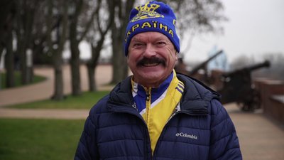 Лампи від світлофора – як софіти, двері – як декорації: так народжувалось чернігівське телебачення