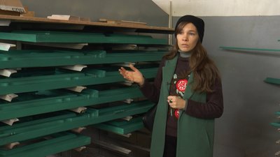 У Івано-Франківську майстри відновлюють столітні двері з Луцька У Івано-Франківську майстри відновлюють столітні двері з Луцька