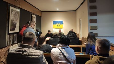 Під час прес-конференції керівництва охоронної фірми Під час прес-конференції керівництва охоронної фірми