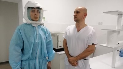 У Тернополі науковці медуніверситету створили пневмошолом У Тернополі науковці медуніверситету створили пневмошолом