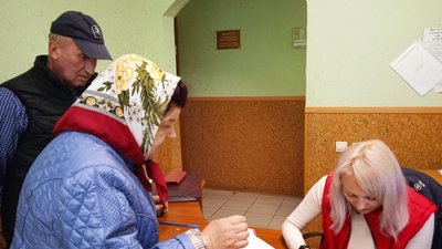 Засоби гігієни та побутова хімія: у Сумах збирають допомогу для ВПО з прикордоння Засоби гігієни та побутова хімія: у Сумах збирають допомогу для ВПО з прикордоння