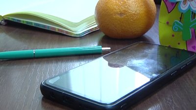 За рік 2386 жителів Херсонщини офіційно постраждали від телефонних шахраїв: як вберегтися