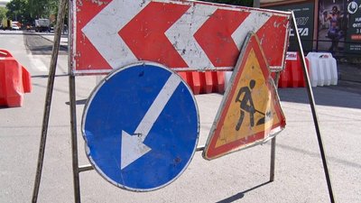 У Тернополі перекрили рух транспорту ще однією вулицею