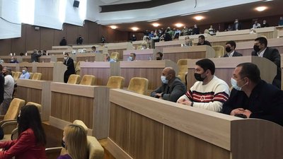 Сумські депутати передали частину приміщень "Авангарду" ФК "Суми"