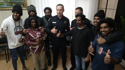 Виривали нігті, годували двічі на тиждень: окупанти тримали в полоні на Харківщині 7 громадян Шрі-Ланки