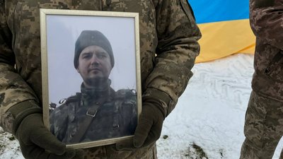 Світлина загиблого бійця, члена СУМ Ярослава Кондришина з Тернопільщини Світлина загиблого бійця, члена СУМ Ярослава Кондришина з Тернопільщини