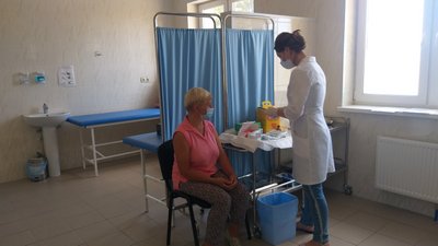 Запросили мобільну бригаду: в ОТГ на Черкащині вакцинувалися від коронавірусу Запросили мобільну бригаду: в ОТГ на Черкащині вакцинувалися від коронавірусу