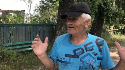 Бачили як гелікоптер обстрілював наші оселі: жителі Народицької громади розповіли про окупацію військами РФ Бачили як гелікоптер обстрілював наші оселі: жителі Народицької громади розповіли про окупацію військами РФ