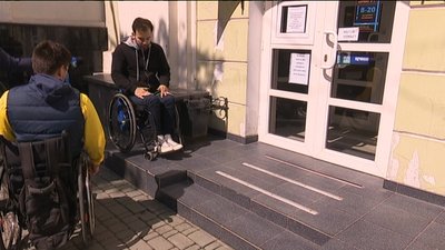 Центр Сум перевіряли на рівень доступності для людей з інвалідністю