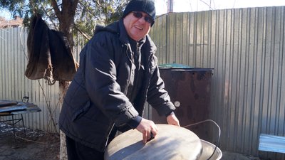 Актори – у ролях кухарів. У Дрогобичі театральна трупа готує котлети для бійців – фоторепортаж Актори – у ролях кухарів. У Дрогобичі театральна трупа готує котлети для бійців – фоторепортаж