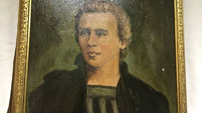 У Тернополі відкрили виставку фалеристики й порцеляни на честь Лесі Українки