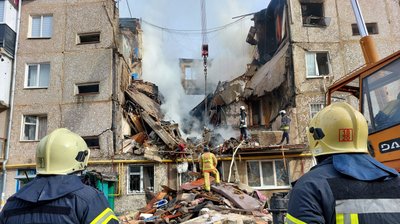 Троє людей у лікарні через влучання безпілотника в Сумах