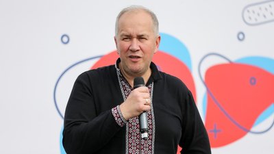 Лікар-інфекціоніст розповів, які обирати маски