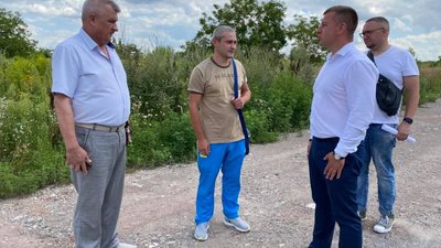 Бронзовий призер Олімпіади Омельчук попросив владу Рівного заасфальтувати вулицю Бронзовий призер Олімпіади Омельчук попросив владу Рівного заасфальтувати вулицю